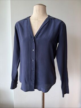 Equipment Femme Navy silk Blouse XS